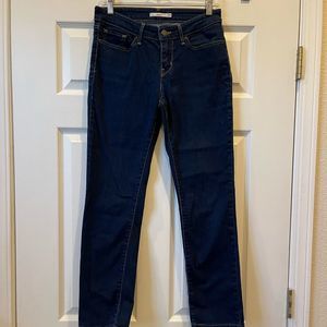 Levi’s 712 Slim Jean